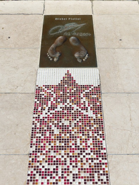 尽量避免失